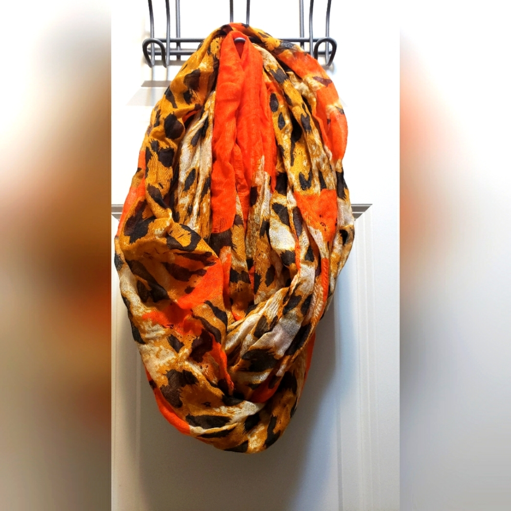 Infinity scarf - Picture 2 of 2